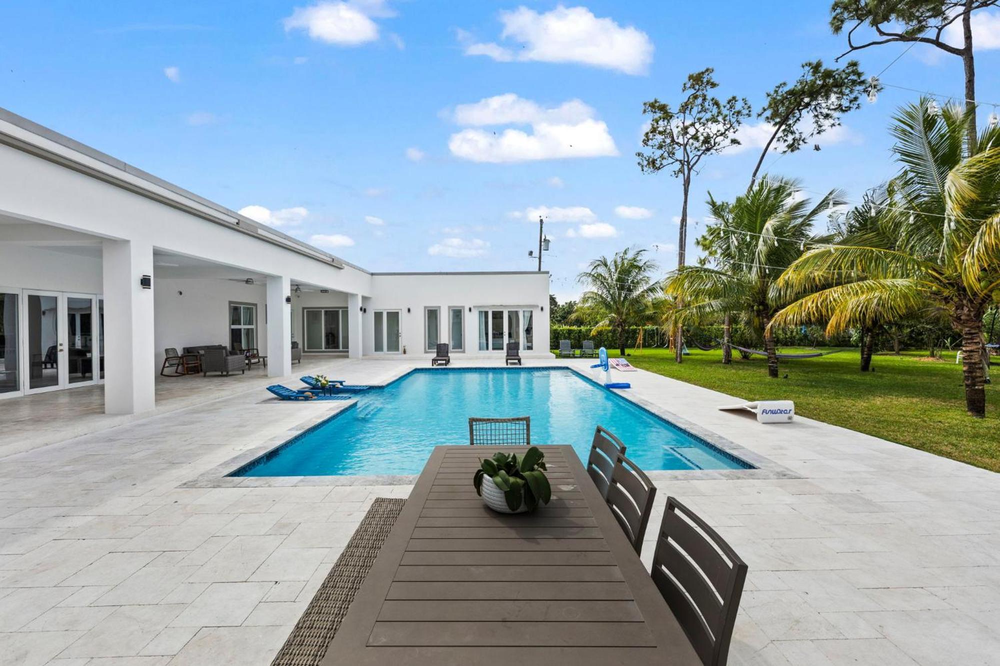 Ideal For Families The White House Of Miami Close To Miami Beaches And The Keys West Princeton Ngoại thất bức ảnh